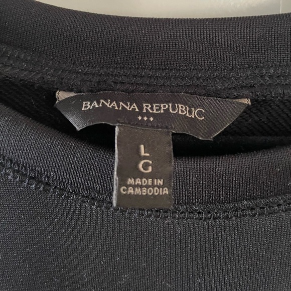 Banana Republic black pullover - Picture 3 of 5
